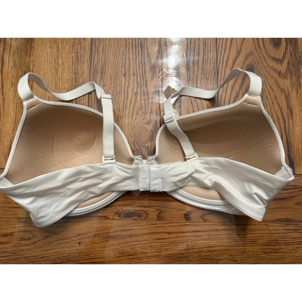 Maidenform T-Shirt Bra Womens 36C White Underwire Padded DM7543